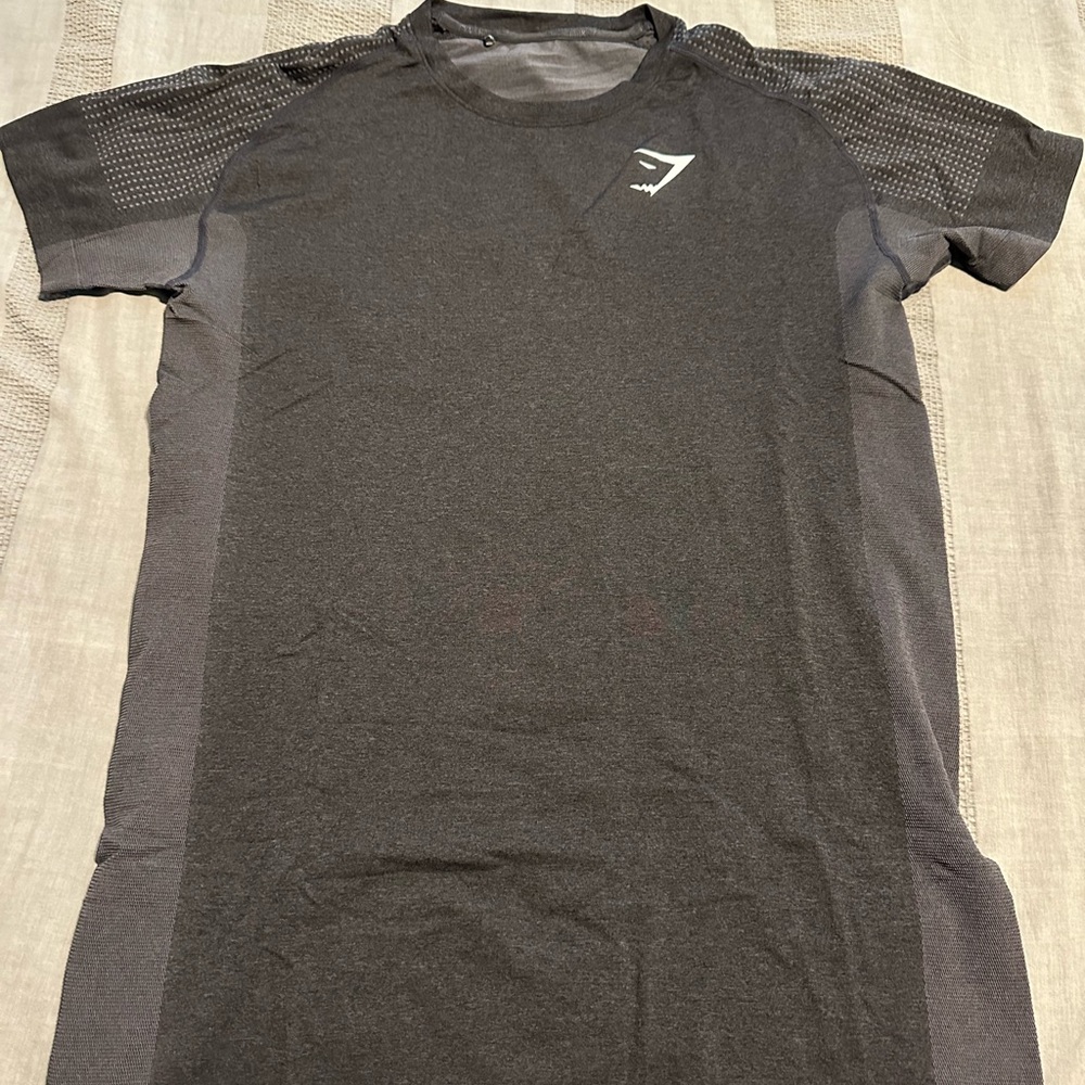 Men’s Gymshark Shirt